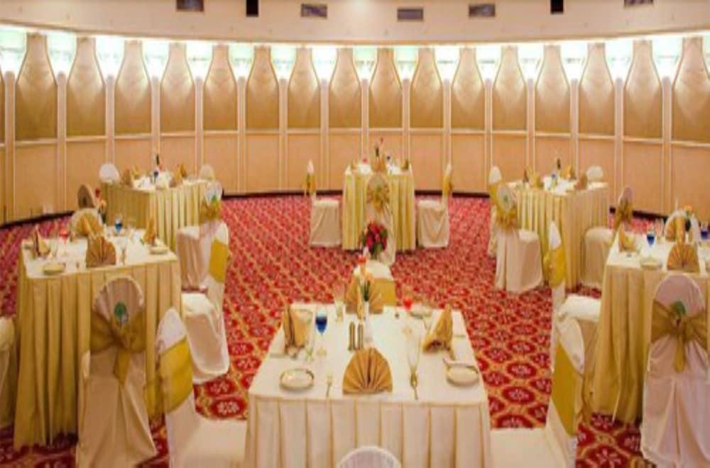 Savera Hotel Chennai Ngoại thất bức ảnh