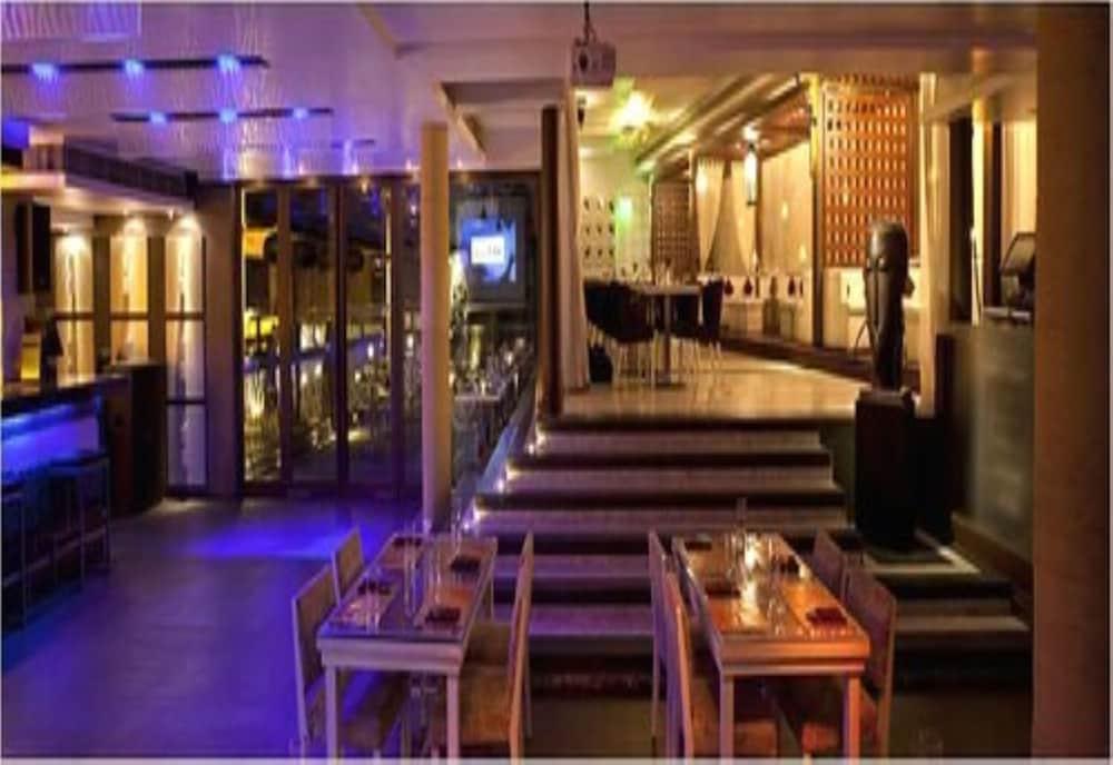 Savera Hotel Chennai Ngoại thất bức ảnh