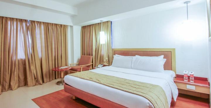Savera Hotel Chennai Ngoại thất bức ảnh
