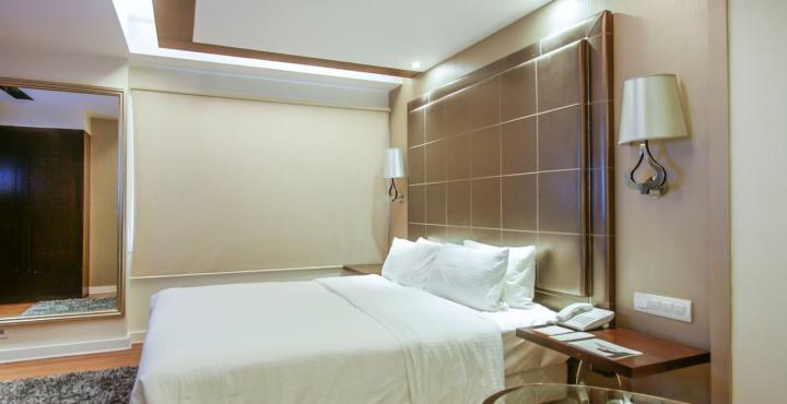 Savera Hotel Chennai Ngoại thất bức ảnh